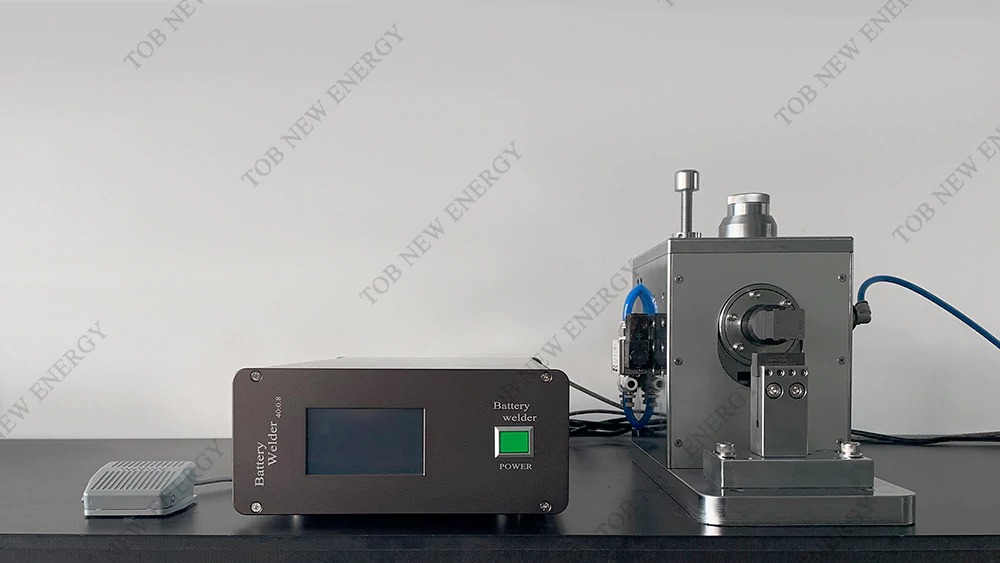 Ultrasone puntlasmachine voor natriumionbatterij