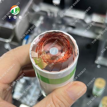 Batterijwikkelmachine